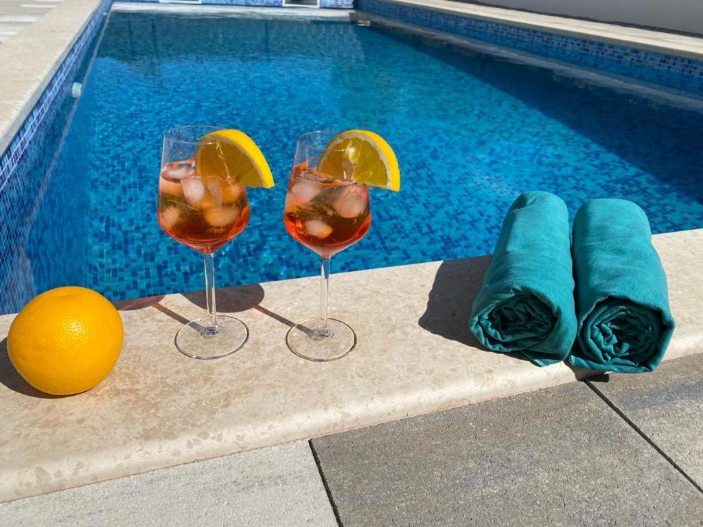 Apartment Agnes With 63 M2 Rooftop Terrace, Grill And Pool Okrug Gornji Eksteriør billede